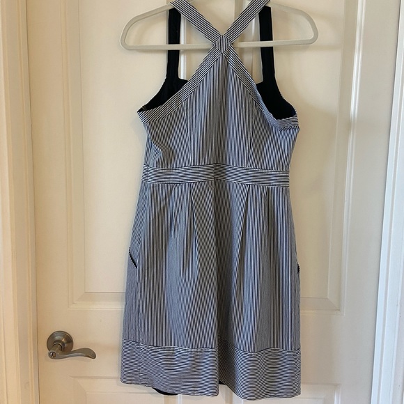 Nanette Lepore Striped Sleeveless Sheath Dress Blue & White Size 8 Denim Apron - Picture 4 of 6